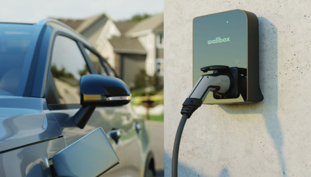 borne de recharge pour véhicule électrique Wallbox, installation MTCB